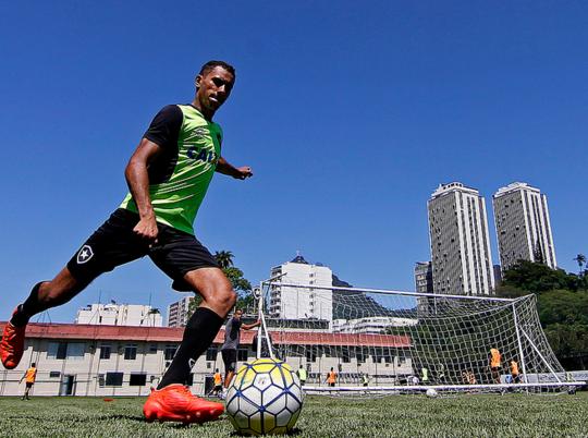 Renan Gorne. Treino do Botafogo em General Severiano ( Foto: Vitor Silva/SSPress/Botafogo)