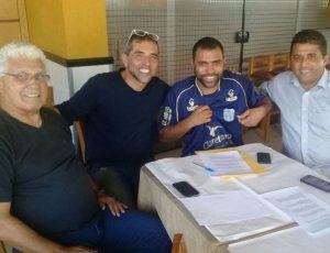 Goytacaz acerta com Marcio Carioca reforço de peso para a próxima temporada (Foto: Assessoria de Imprensa Goytacaz)